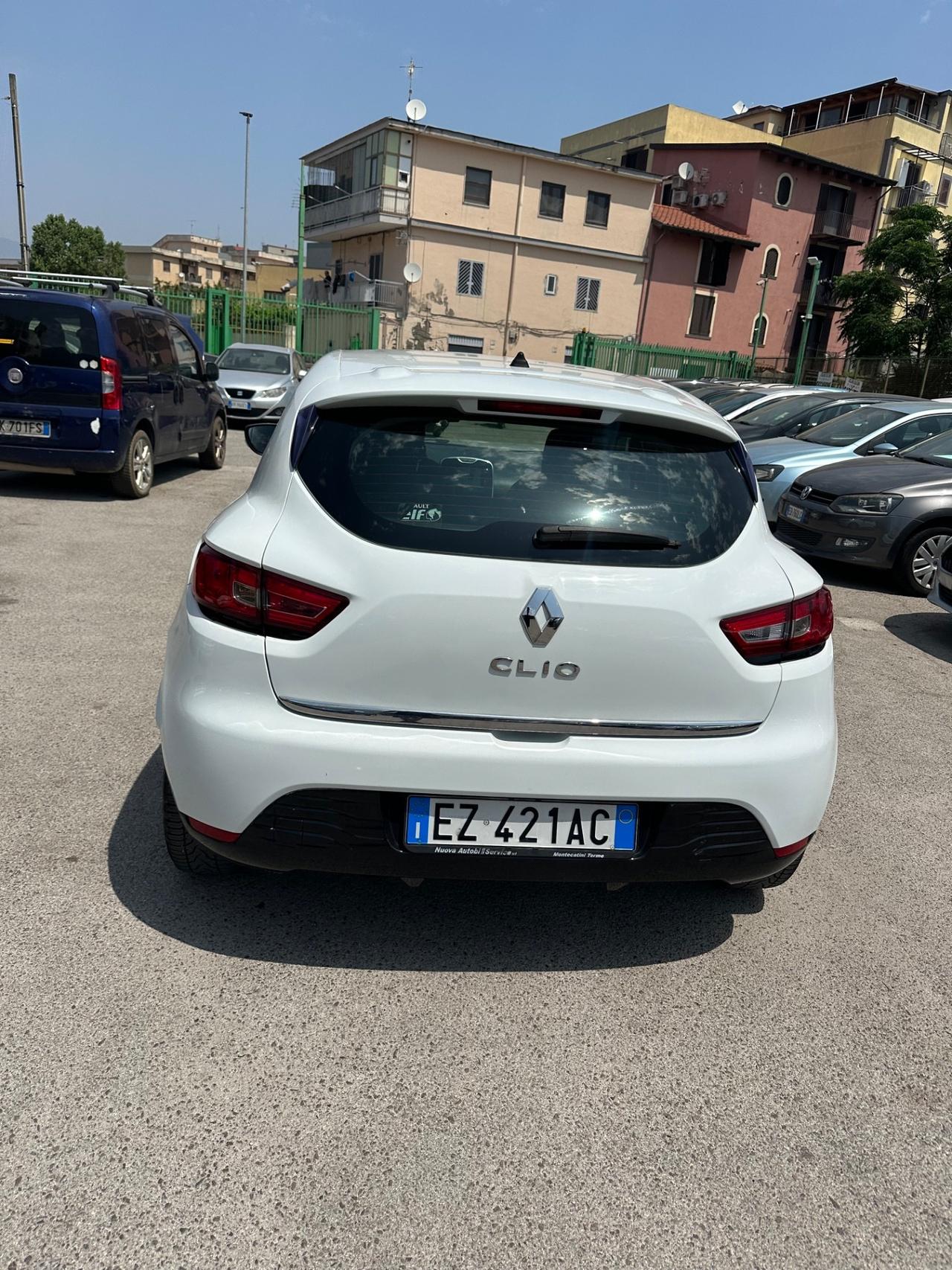 Renault Clio 1.2 75CV GPL 5 porte Costume National