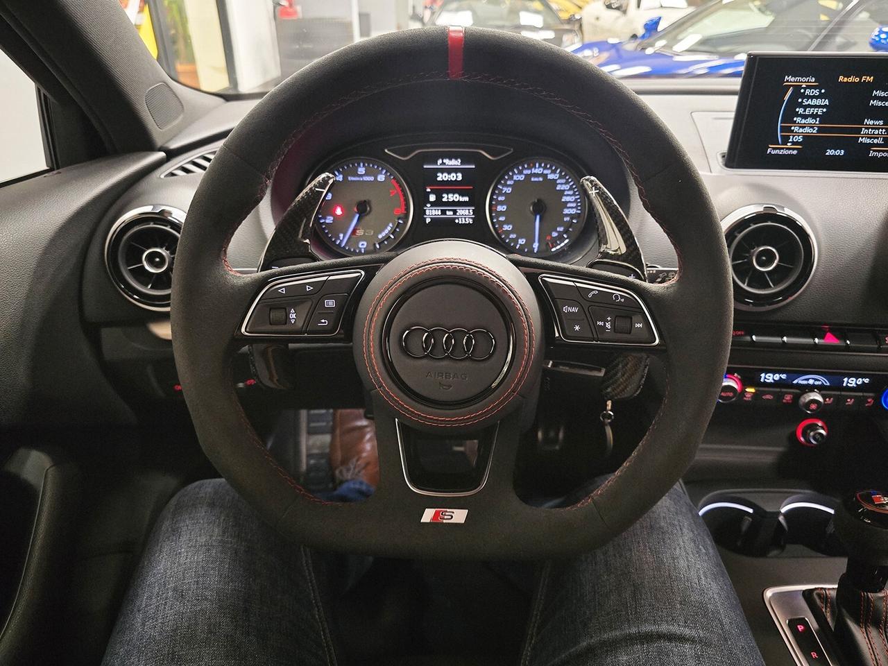 Audi S3 III SPORTBACK 2.0 TFSI QUATTRO_S TRONIC_MISANO RED