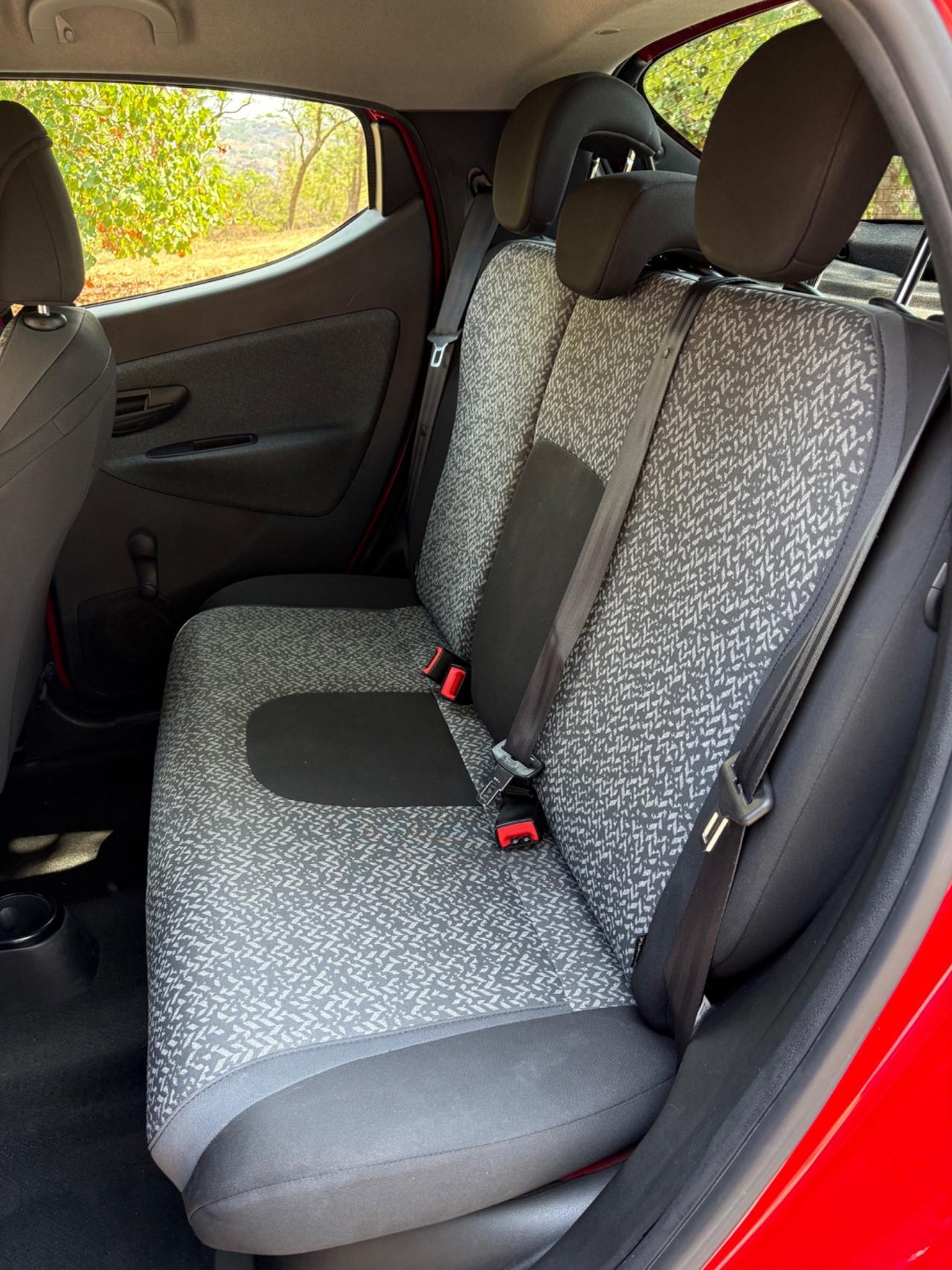 Lancia Ypsilon 1.0 FireFly 5 porte S&S Hybrid Gold
