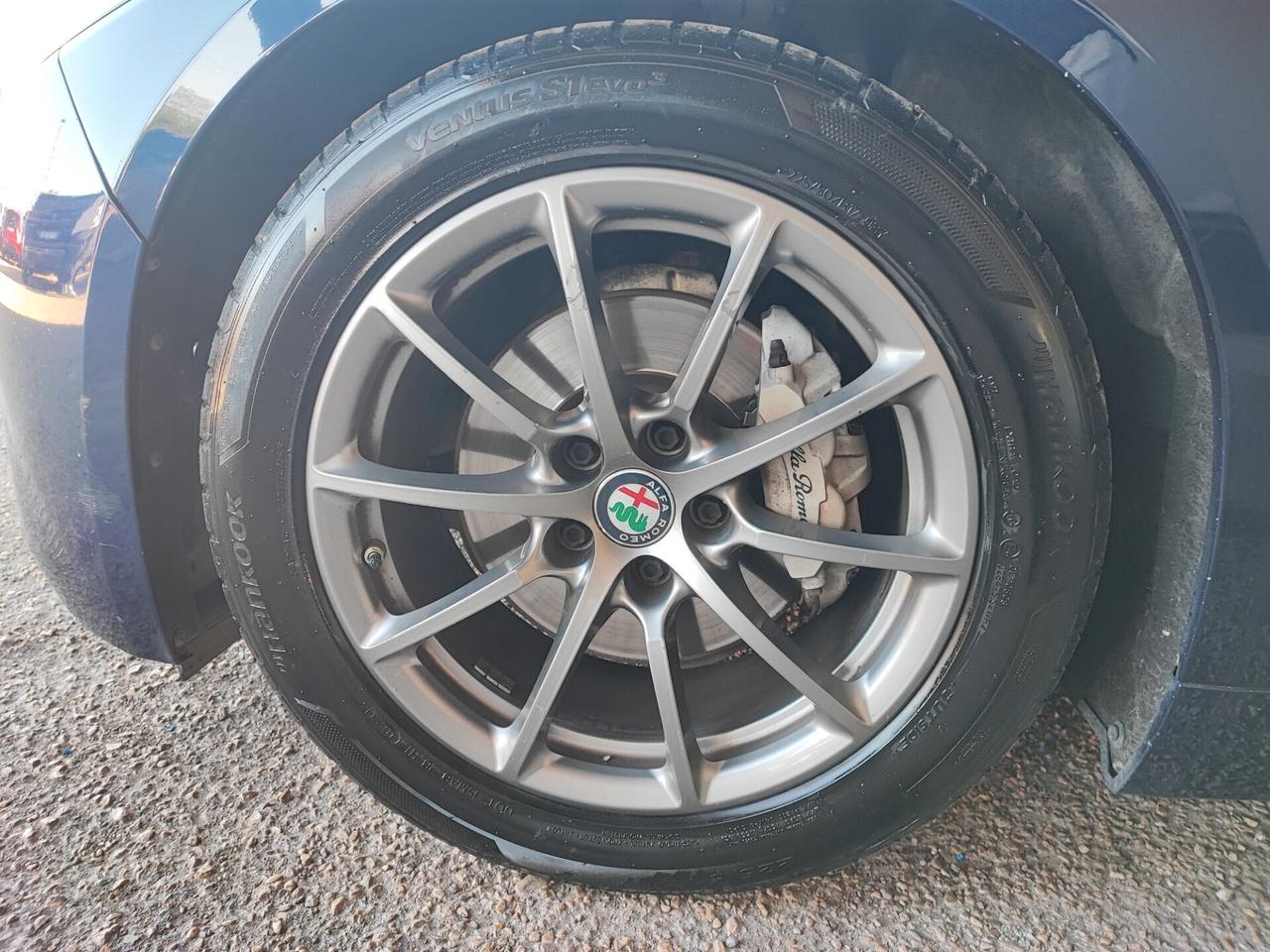 Alfa Romeo Giulia 2.2 Turbodiesel 136 CV AT8