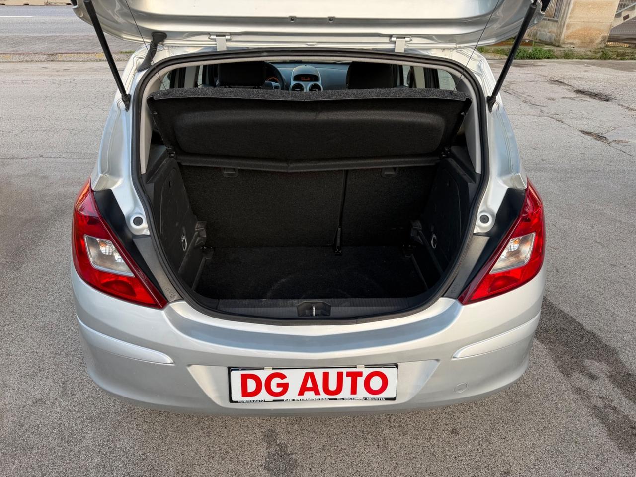 Opel Corsa 1.3 CDTI 75 cv 2009