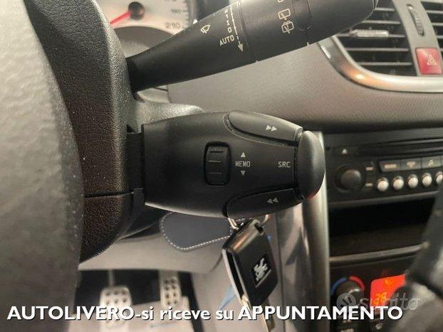 PEUGEOT 207 1.6 HDi 112CV 3p. Allure-UNIPRO