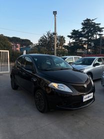 Lancia Ypsilon 1.2 69 CV 5 porte GPL Ecochic Elefantino Blu