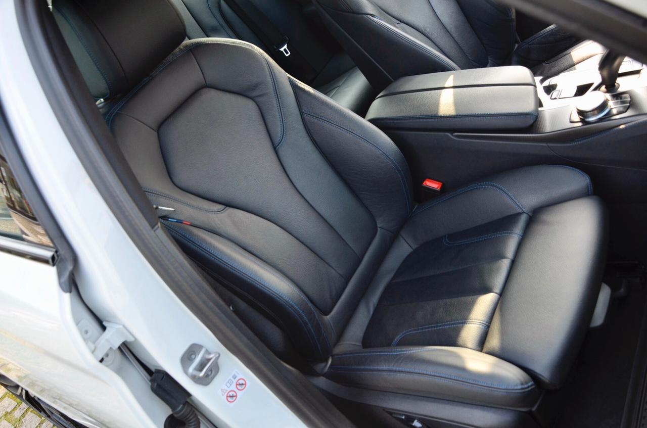 BMW 540d TOURING MHEV 48V XDRIVE MSPORT 340cv AUT, UNICOPROPRIETARIO, GARANZIA BMW, PACCHETTO MANUTENZIONE, UFF ITALIANA, FULL LED, RETROCAMERA, 20", PERMUTE