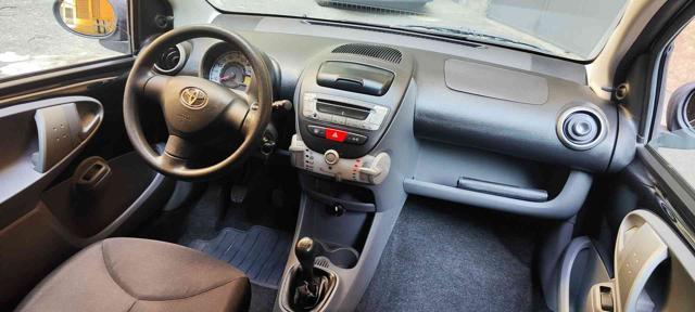 TOYOTA Aygo 1.0 12V VVT-i 5 porte Now Connect