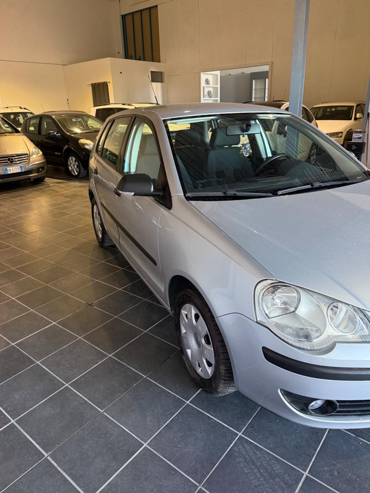Volkswagen Polo 1.2- 110 mila km - NEOPATENTATI