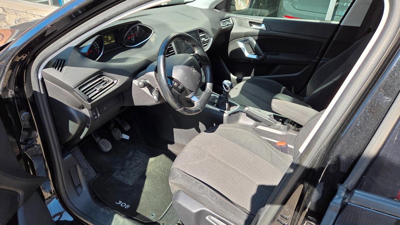 Peugeot 308 BlueHDi 130 S&S SW Active