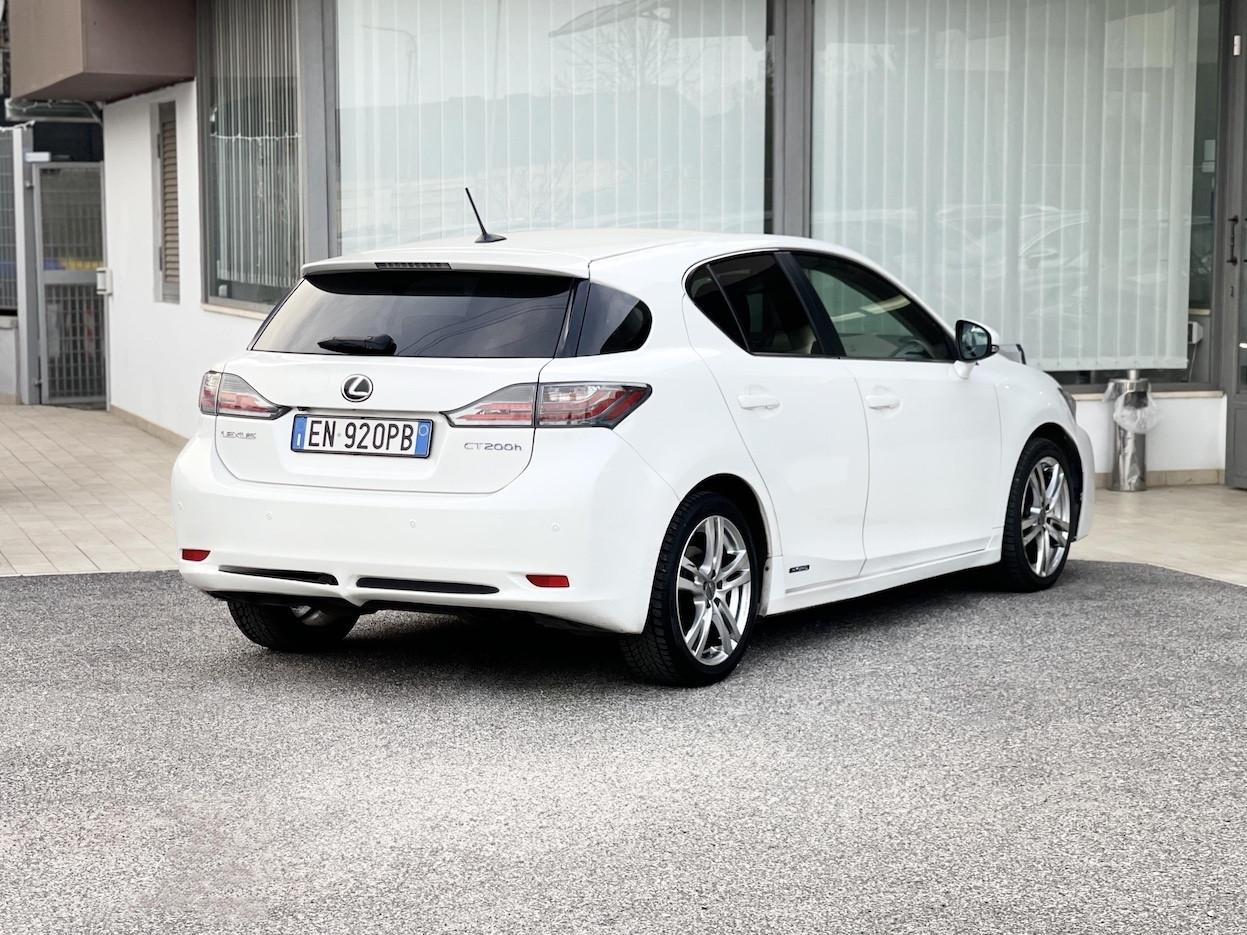 Lexus CT 200h 1.8 Hybrid 99CV E5 Neo. Automatica - 2012