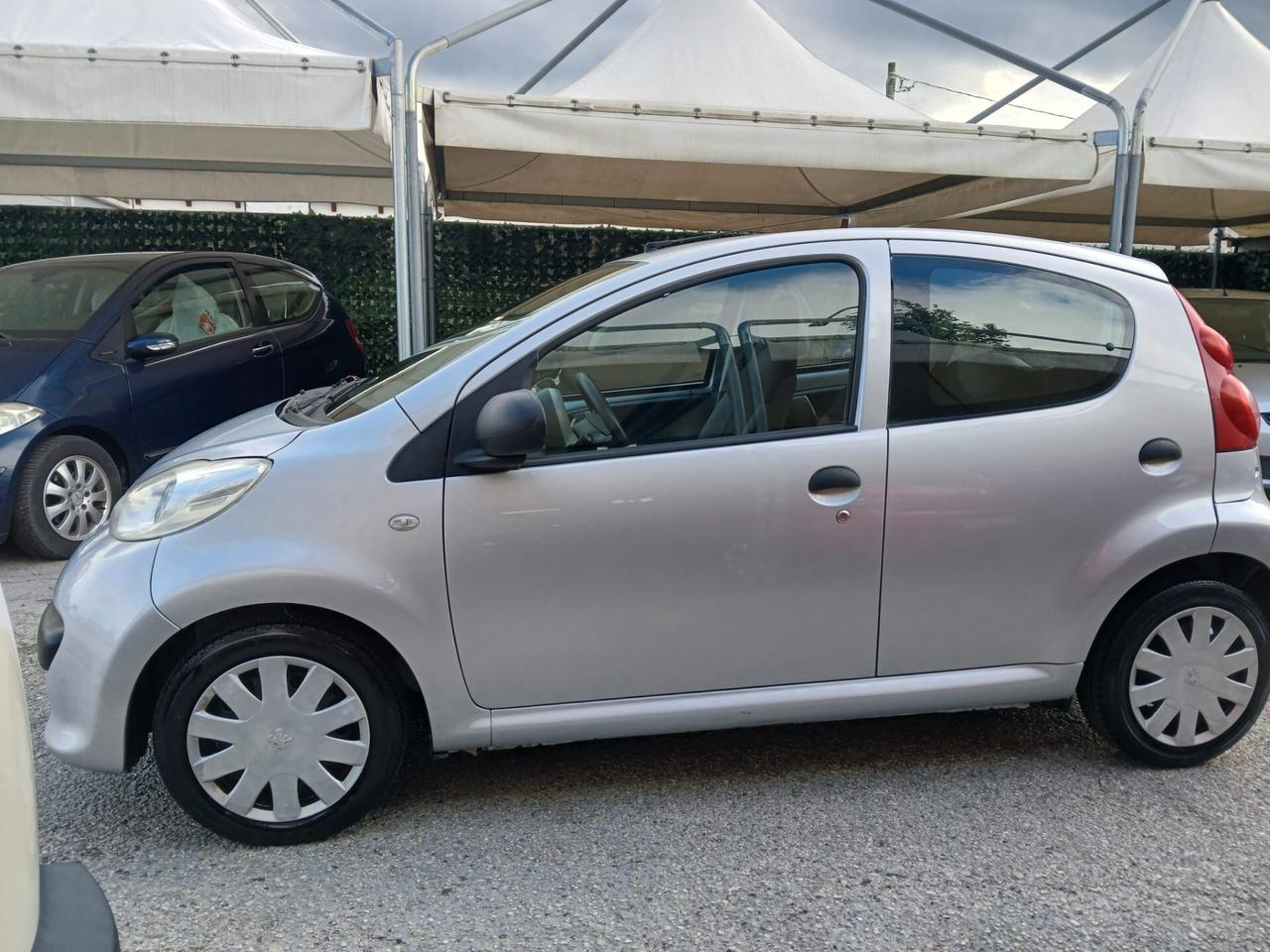 Peugeot 107 1.0 68CV 5p. Desir