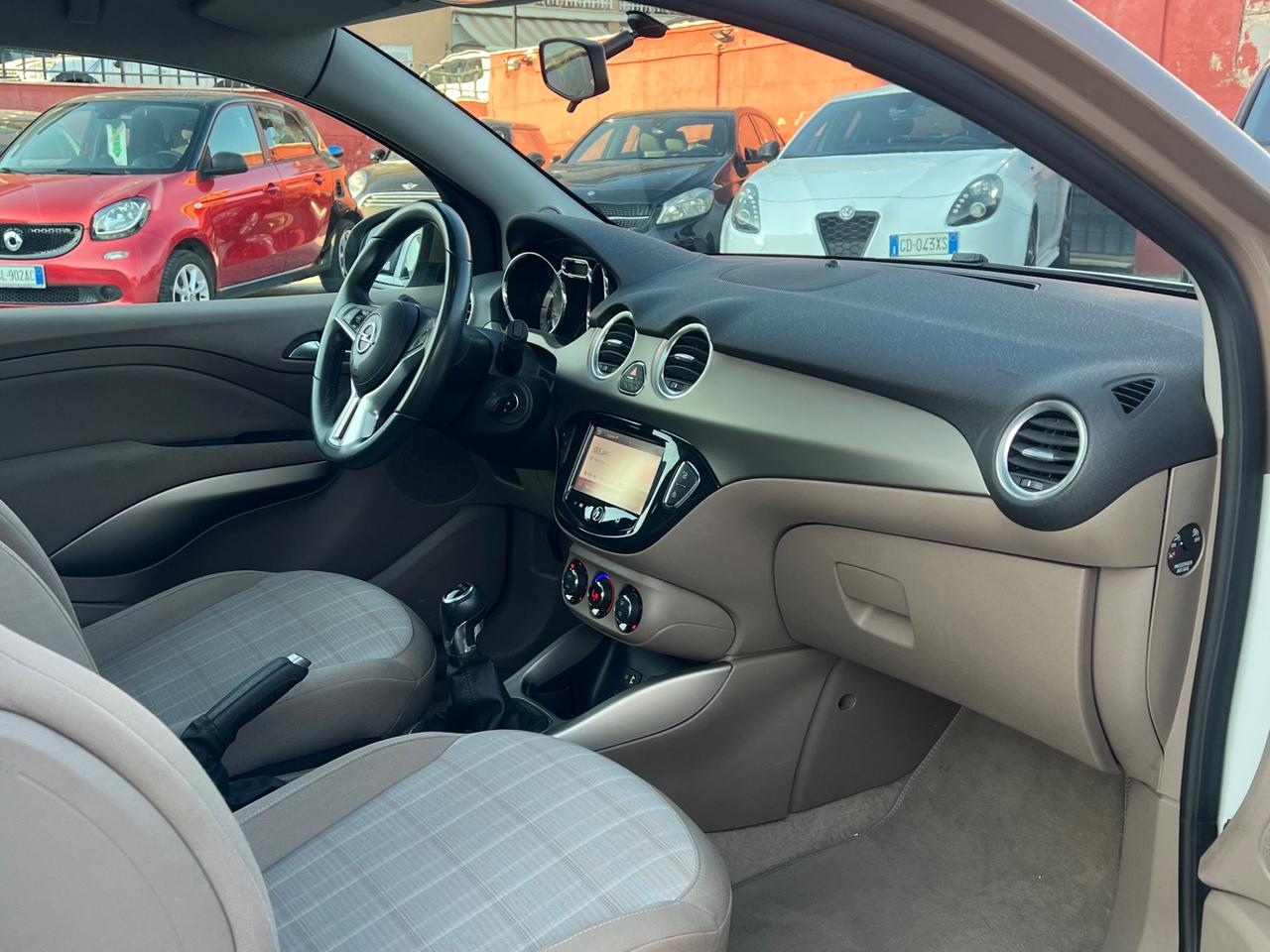 Opel Adam 1.4 87 CV Glam GPL