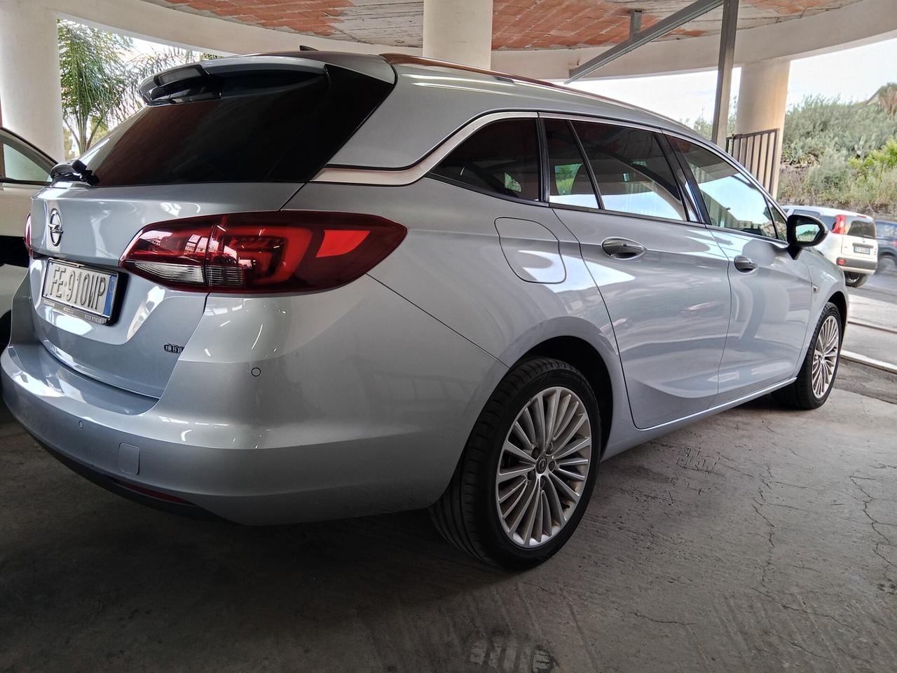 Opel Astra 1.6 CDTI EcoFLEX S&S Sports Tourer Cosmo