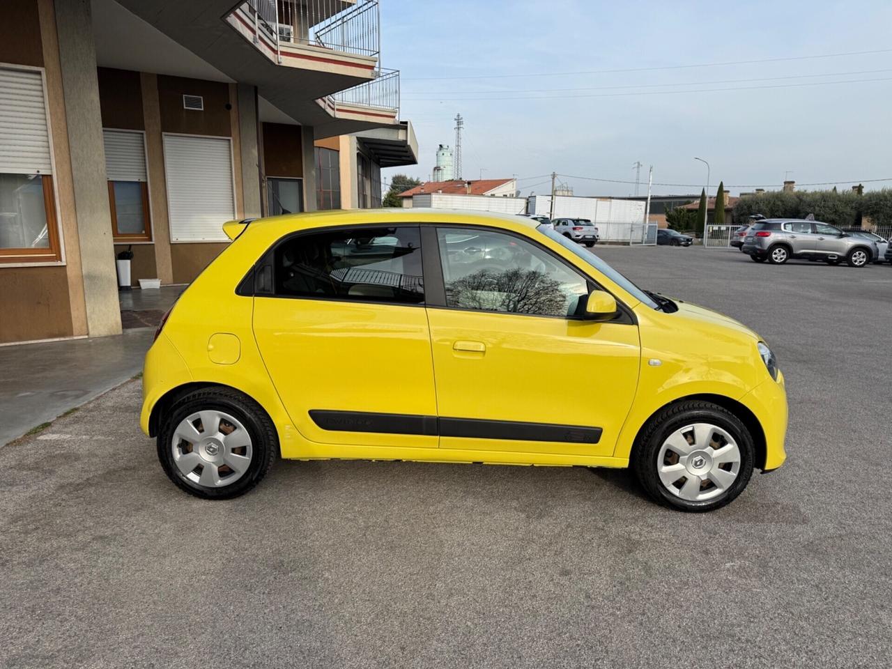 Renault Twingo - Benzina - Neopatentati