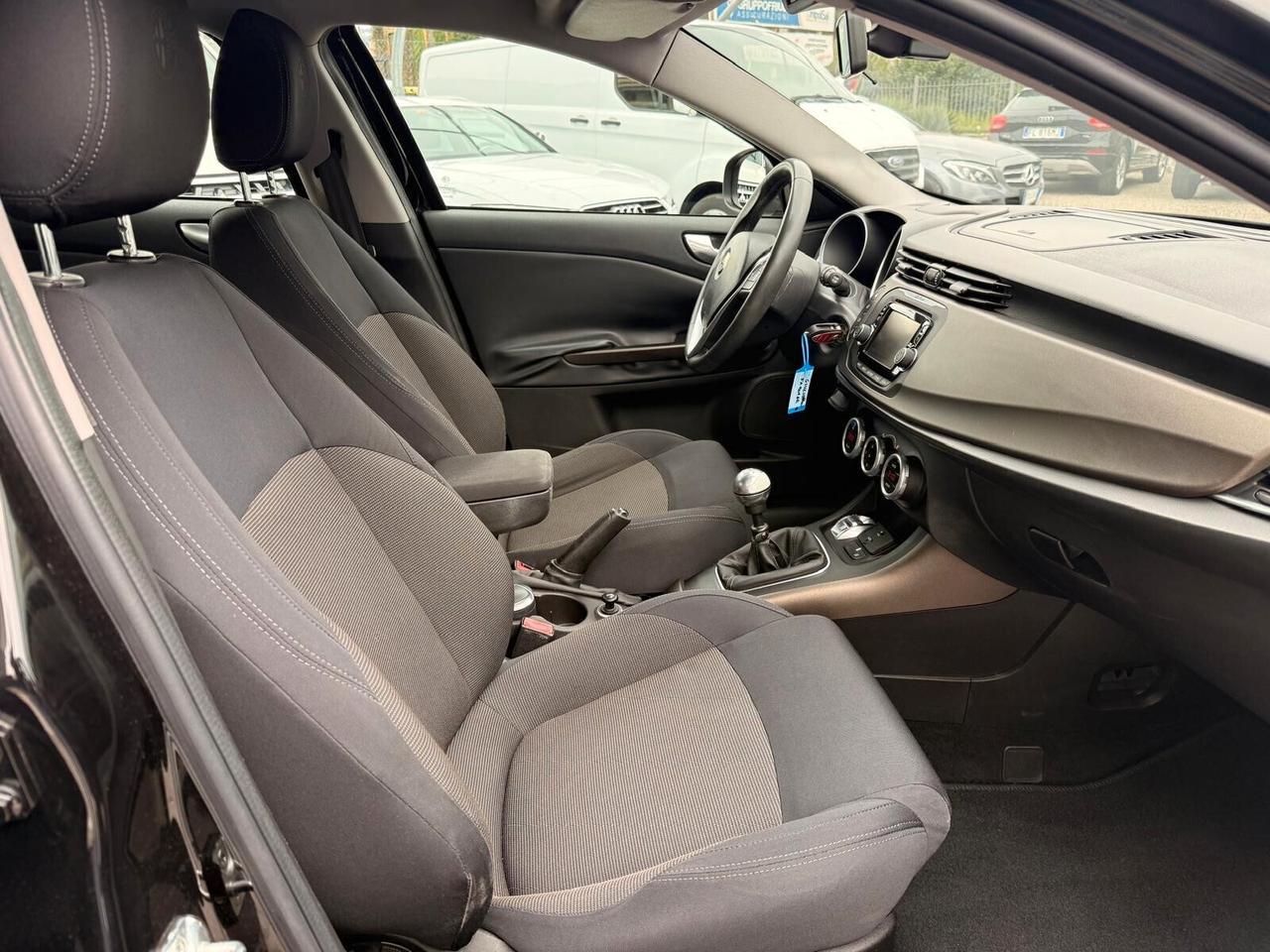 Alfa Romeo Giulietta 1.6 JTDm-2 105 CV Distinctive