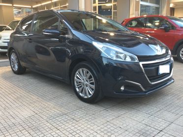 Peugeot 208 PureTech 82 3 porte Allure