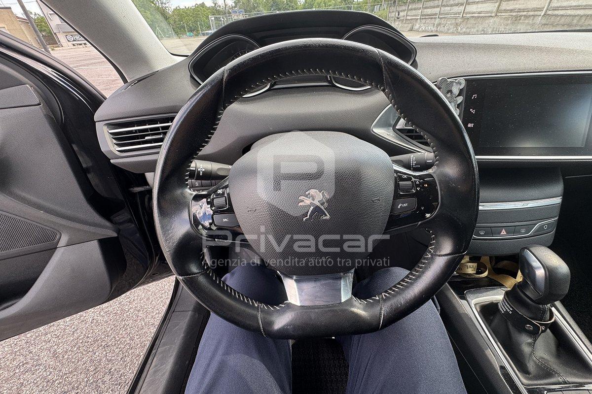 PEUGEOT 308 BlueHDi 120 S&S Business