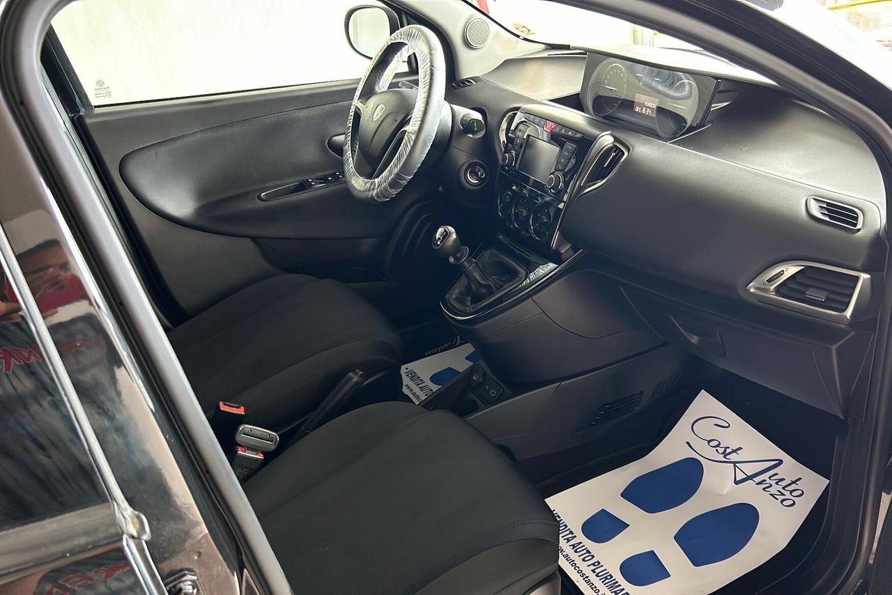 Lancia Ypsilon 1.2 Benzina Silver Elefantino Blu 2020