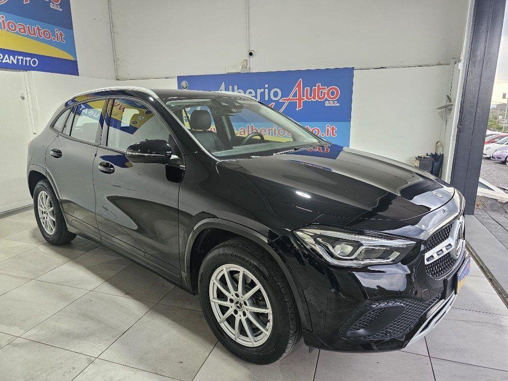 Mercedes-Benz GLA 200 d Automatic Business