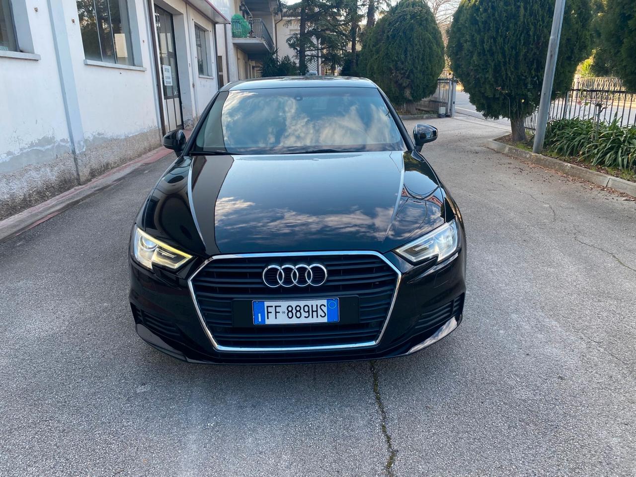 AUDI A3 1.4 G-TRON 110cv RESTYLING