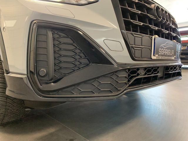 AUDI Q2 30 TFSI S line Edition Identity Black