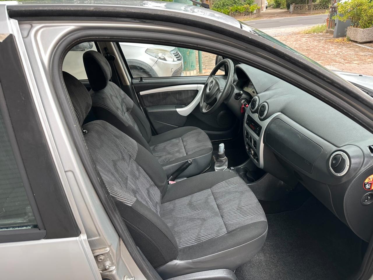Dacia Sandero 1.4 GPL NEOPATENTATI (12 RATE)