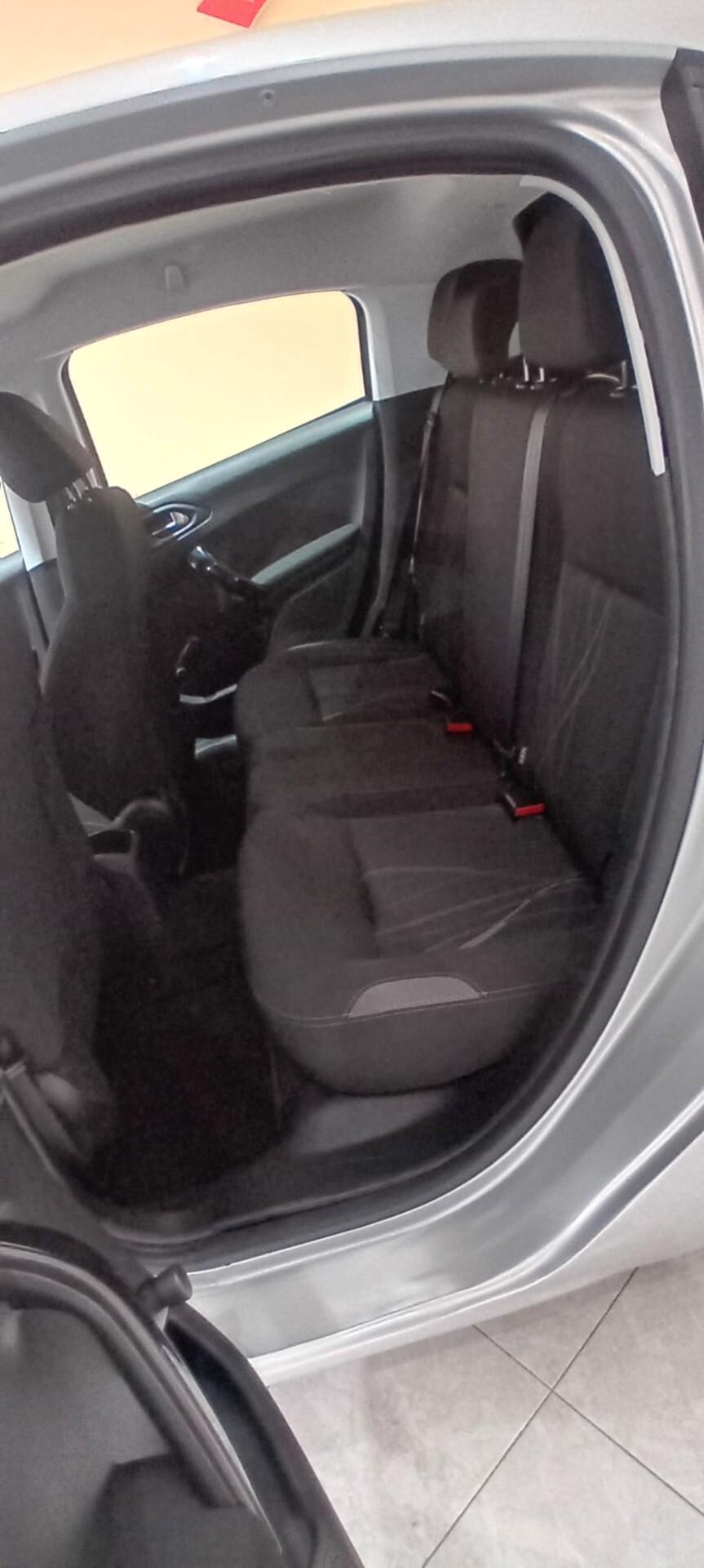 Peugeot 208 1.2 VTi 82 CV 5 porte Allure