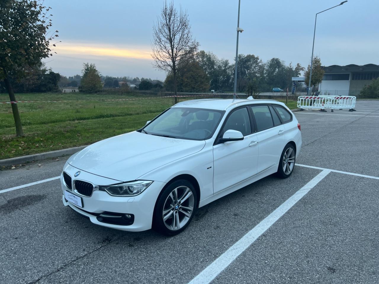 BMW 320d Touring PELLE TOTALE, HEAD UP DISPLAY