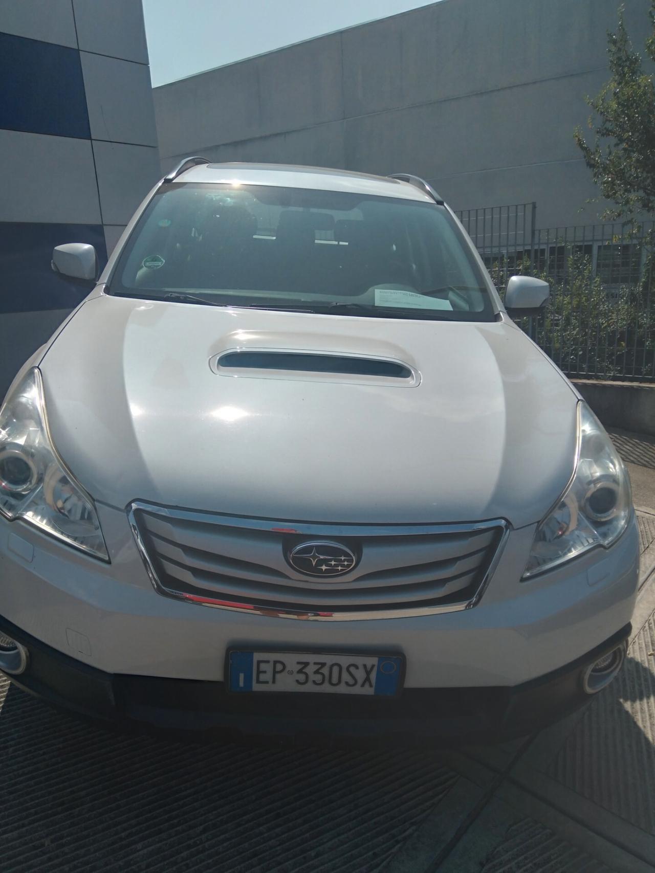 Subaru OUTBACK 2.0D Exclusive