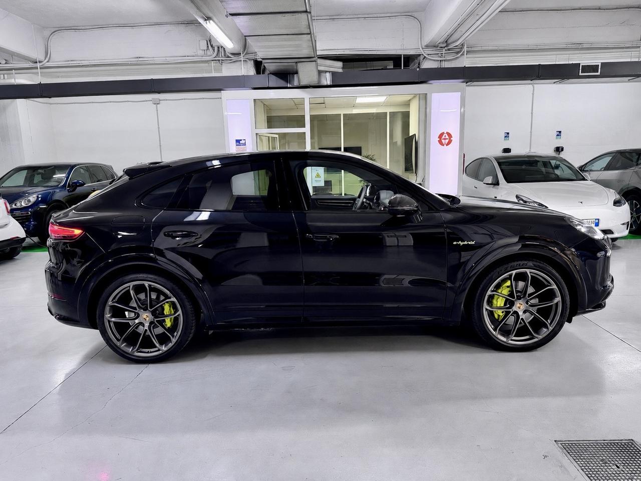 Porsche Cayenne Coupe 3.0 e-hybrid tiptronic