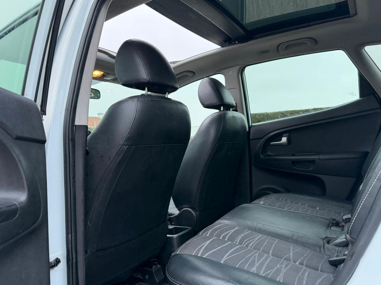 KIA VENGA 1.4 BENZINA TETTO PANORAMICO