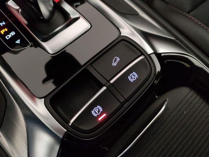 MG HS 1.5 t Luxury auto