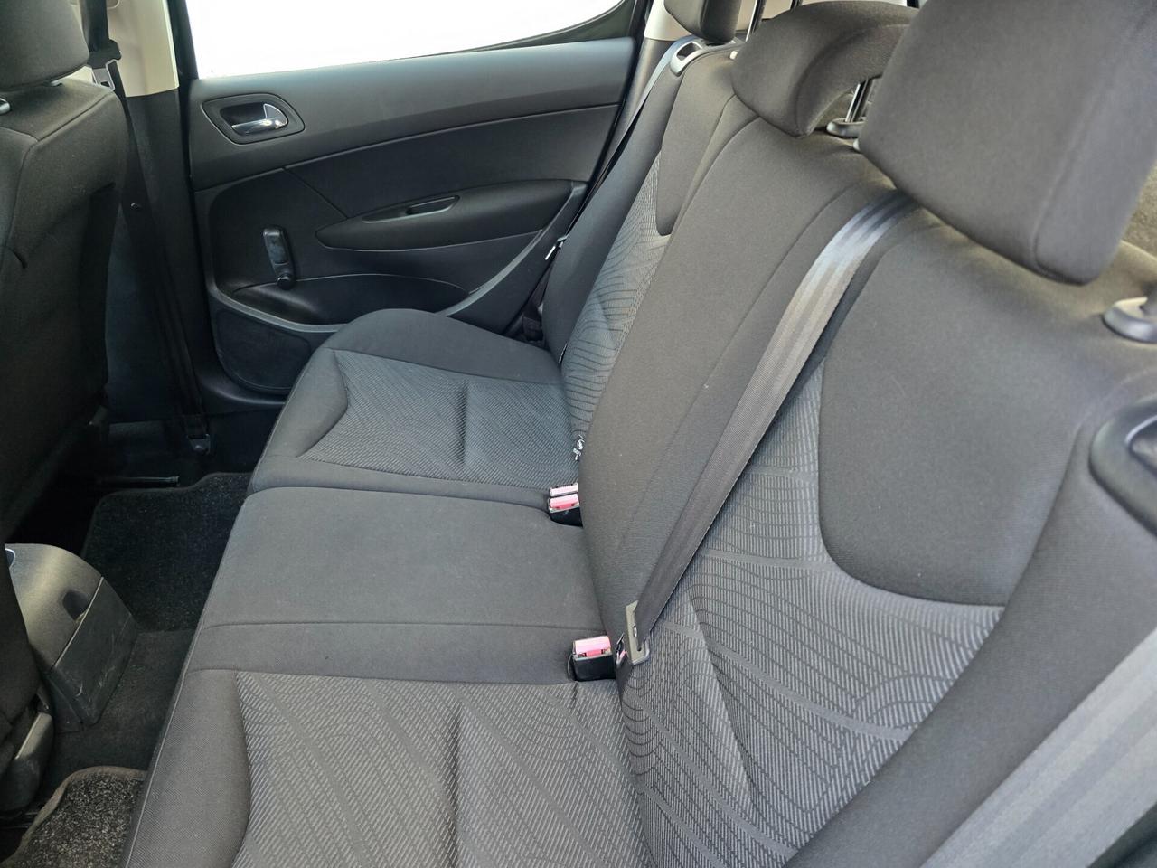 Peugeot 308 1.6 8V HDi 93CV 5p. Active