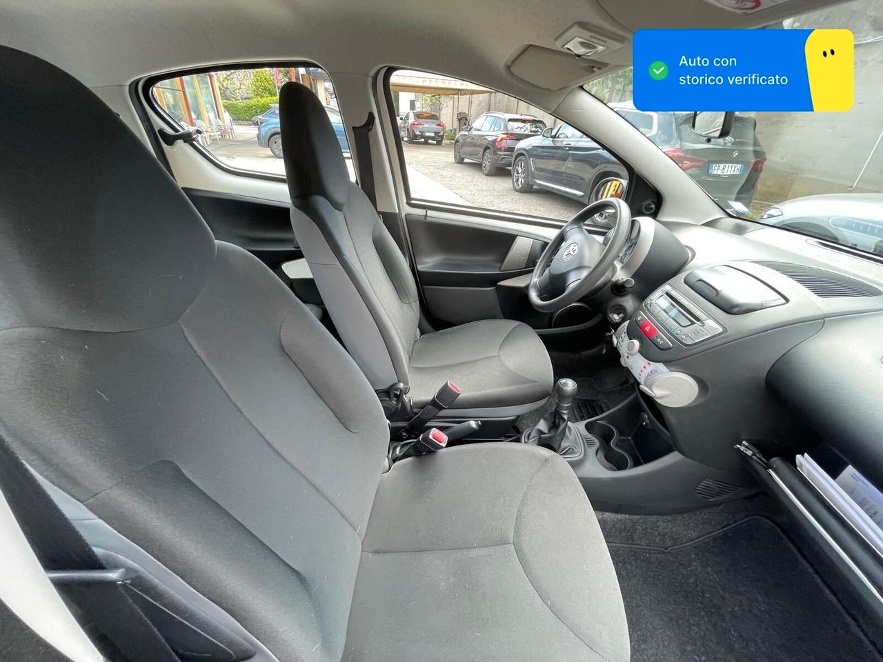 Toyota Aygo 1.0 12V VVT-i 5 porte Active Connect