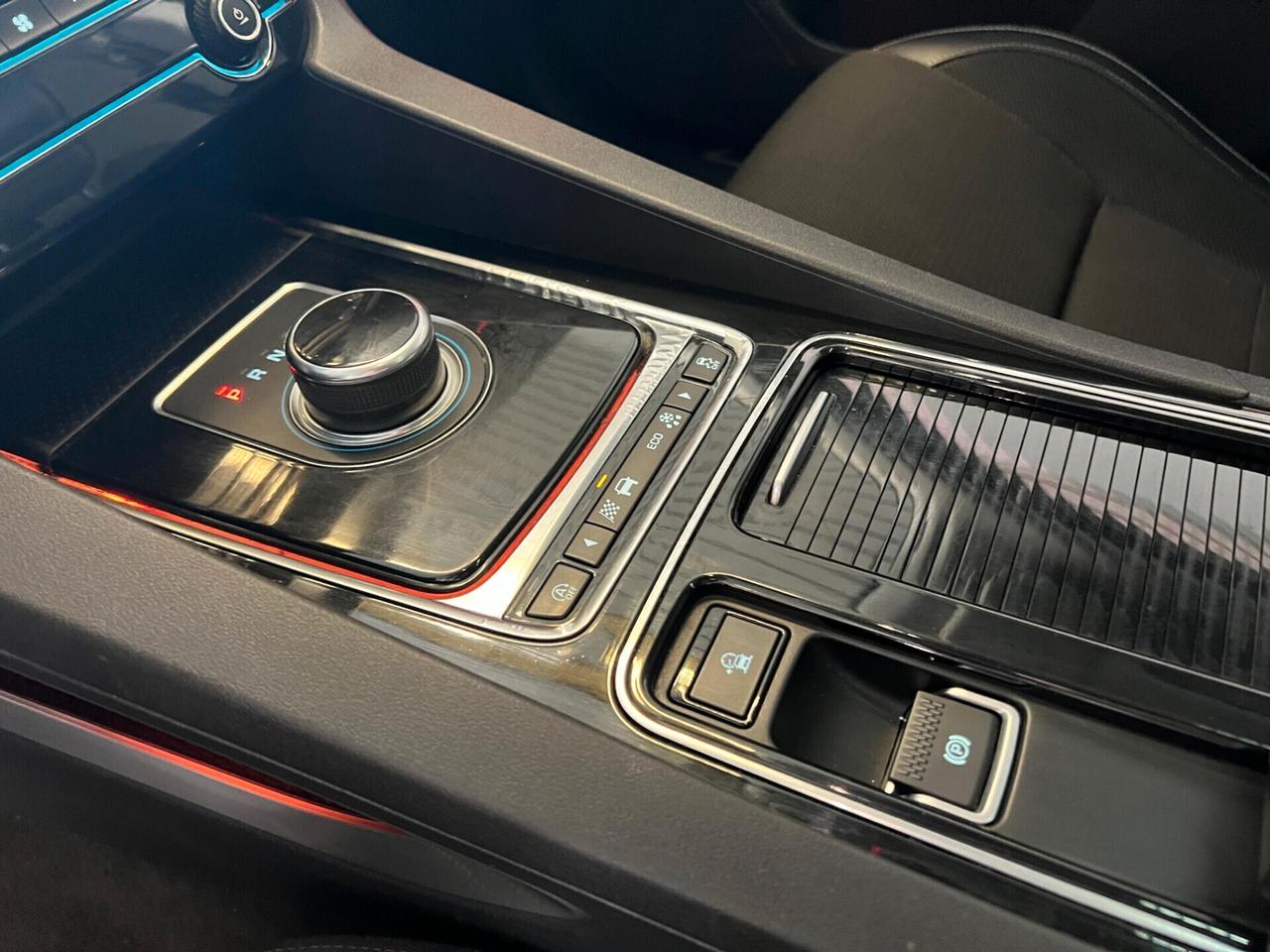 Jaguar F-Pace 2.0 D 240 CV AWD aut. Pure