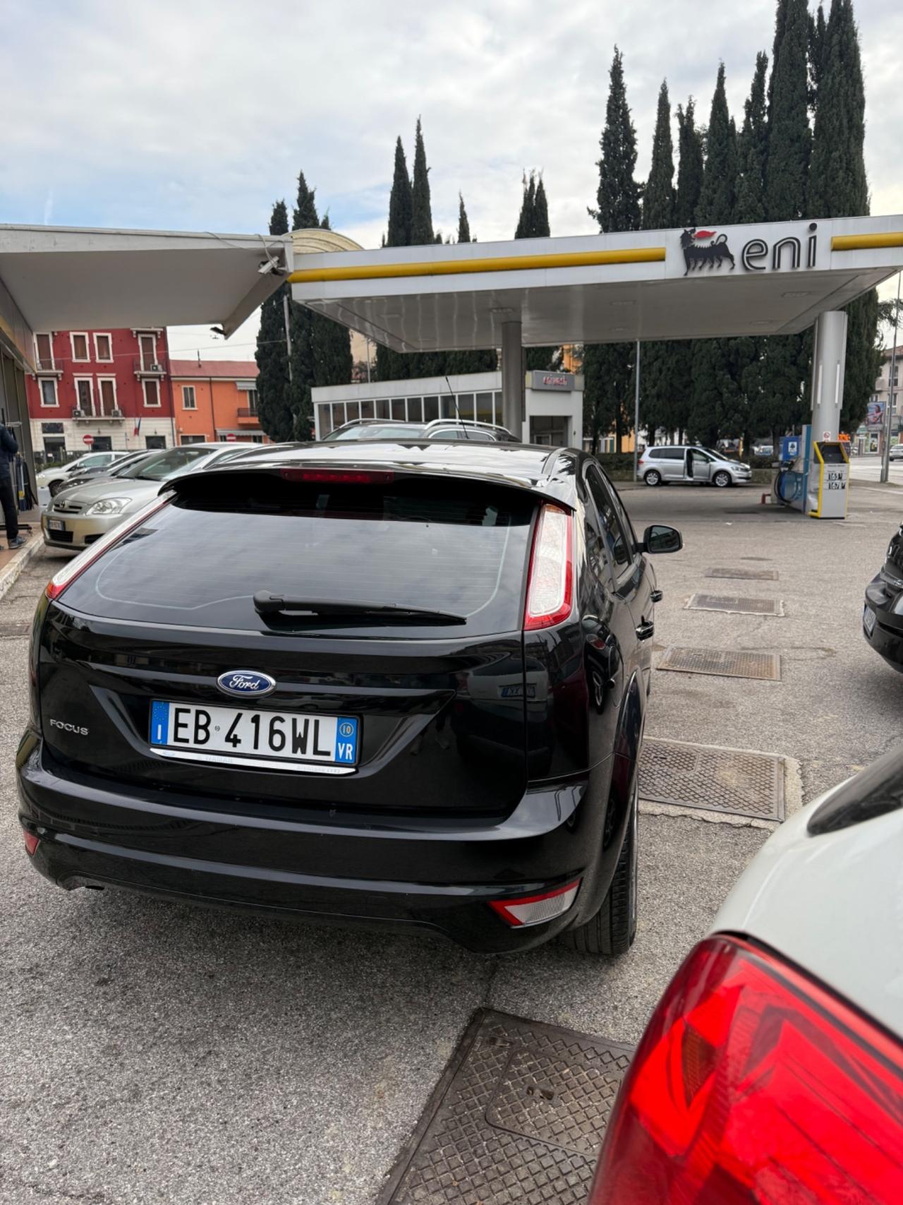 Ford Focus 1.6 (115CV) 5p. Bz.- GPL Titanium