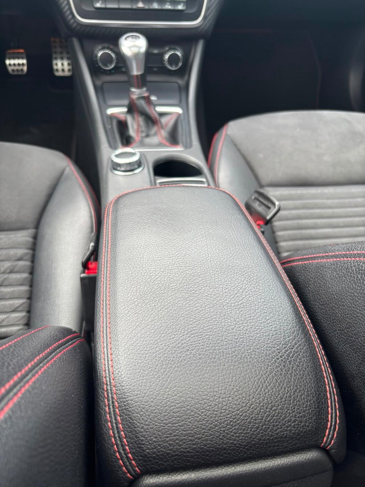 MERCEDES CLASSE A200 PREMIUMG AMG