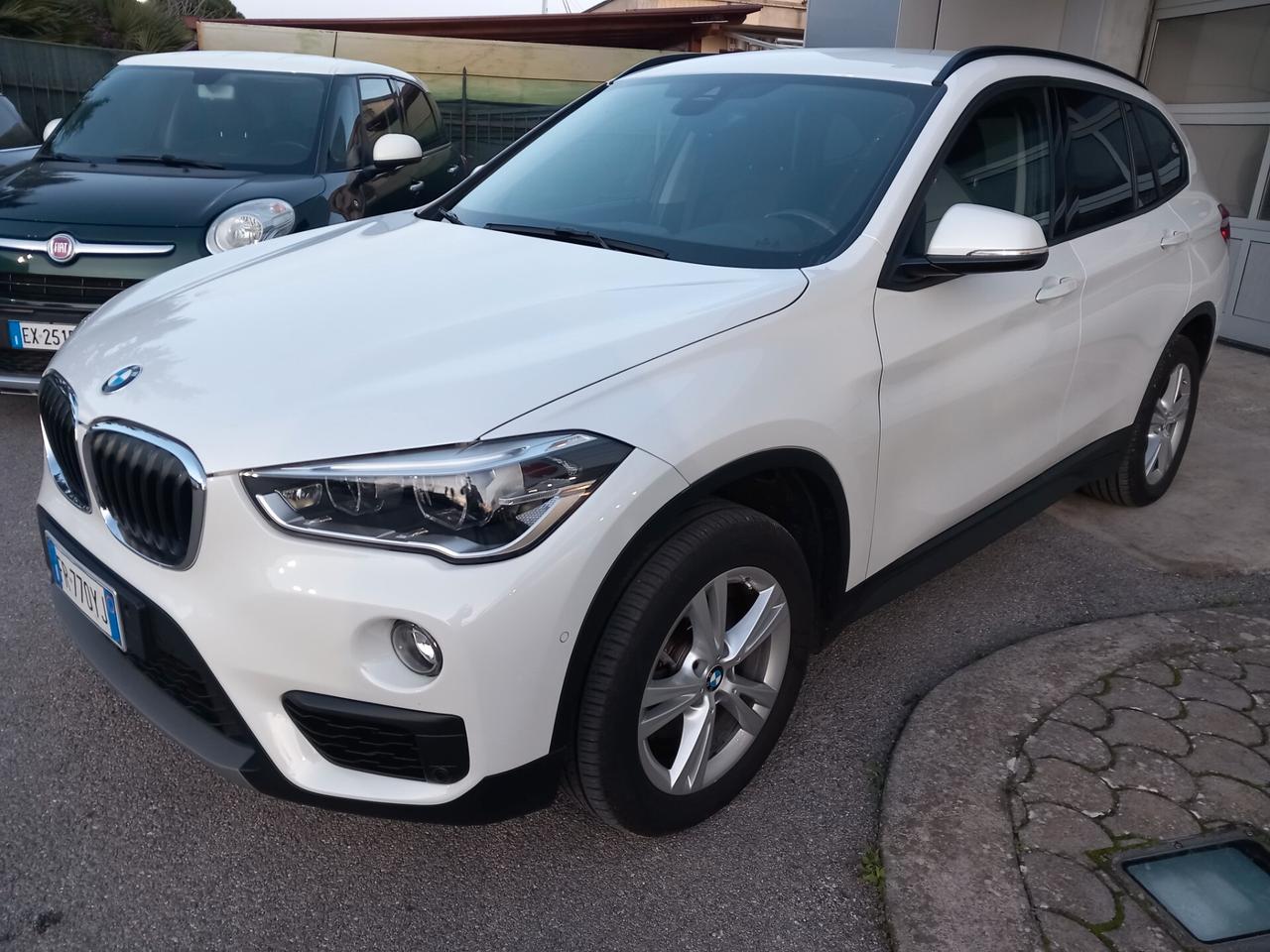 Bmw X1 sDrive18d full led navi automatic