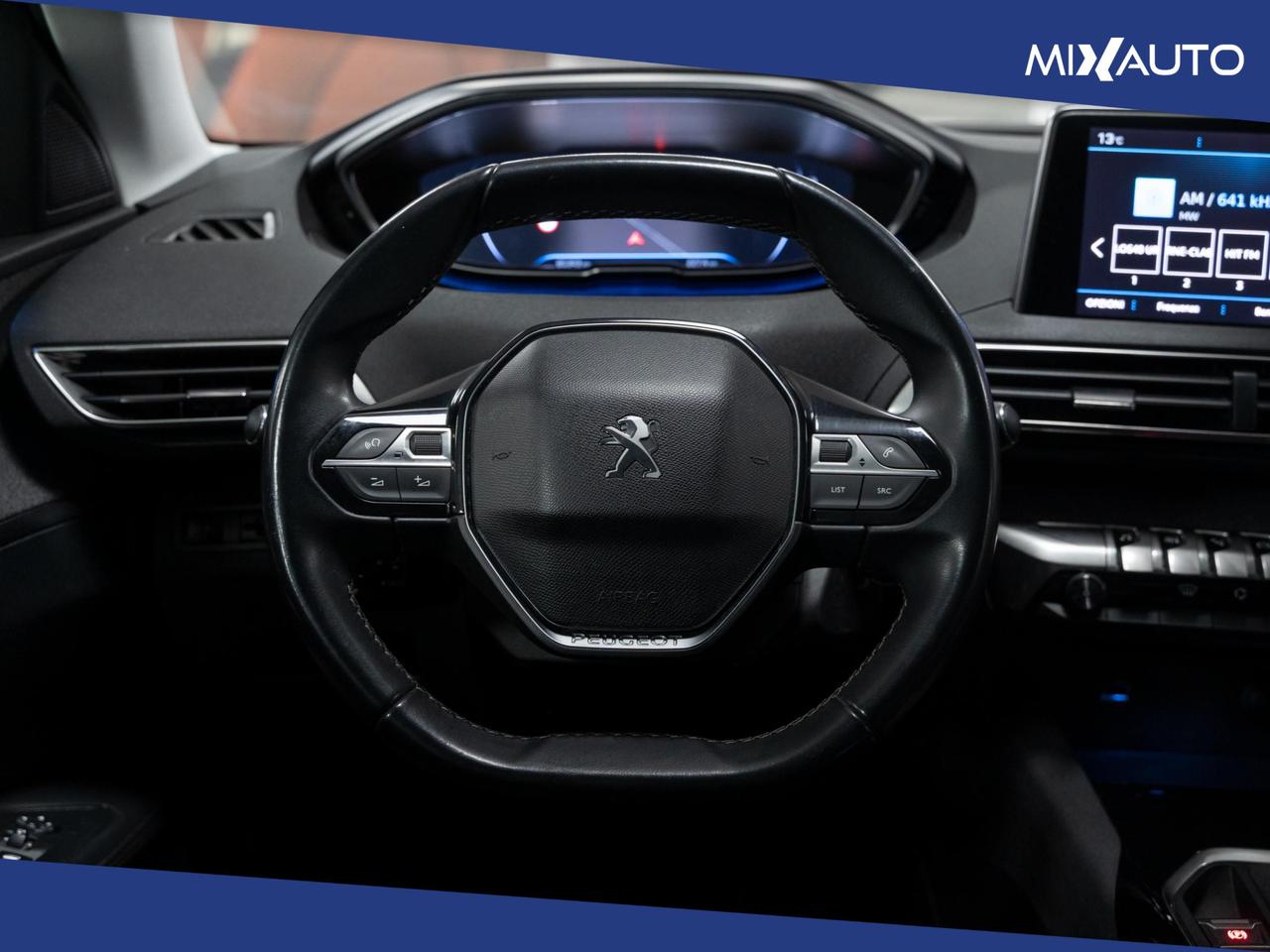 Peugeot 3008 1.2 Puretech Turbo Allure S&S 130CV