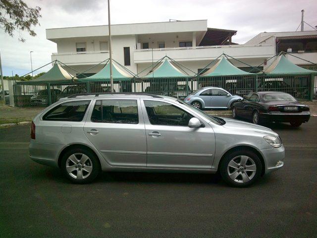 SKODA Octavia 1.6 TDI CR F.AP. Wagon Ambition