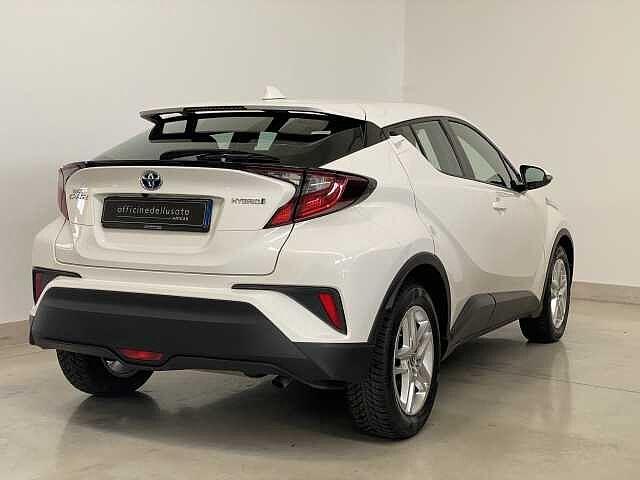 Toyota C-HR 1.8 Hybrid E-CVT Business