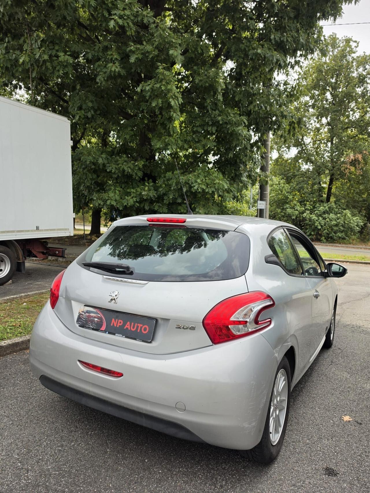 Peugeot 208 neopatentati