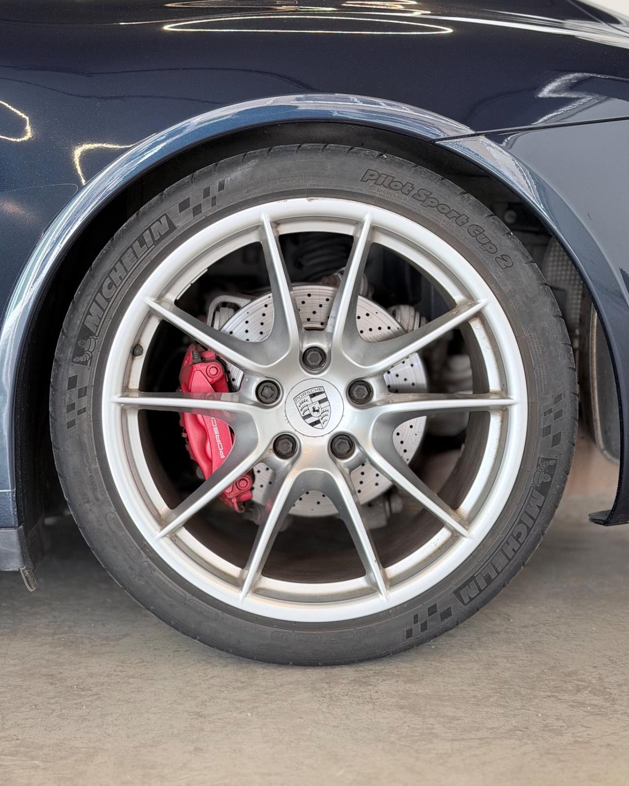 Porsche 911 3.8 Carrera 4S Coupé