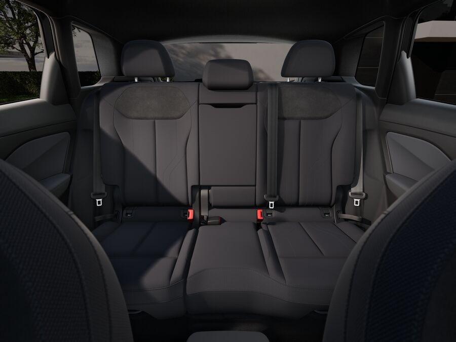 AUDI Audi Q3 SUV Business e-hybrid 200 kW S tronic