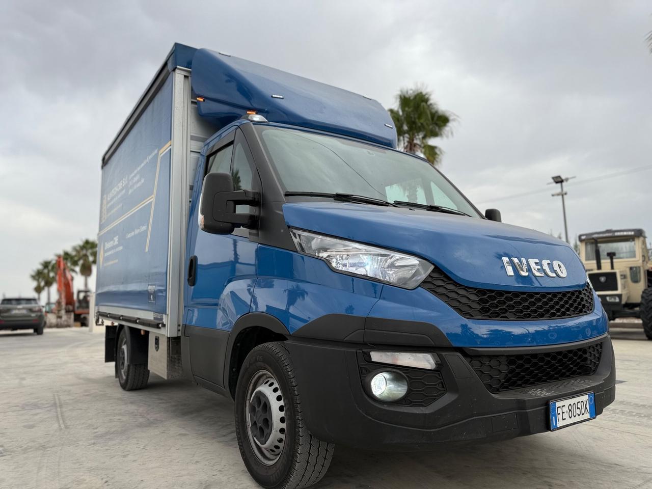 Trattore iveco Daily 35c13 turbo cassonato centinato pari al nuovo