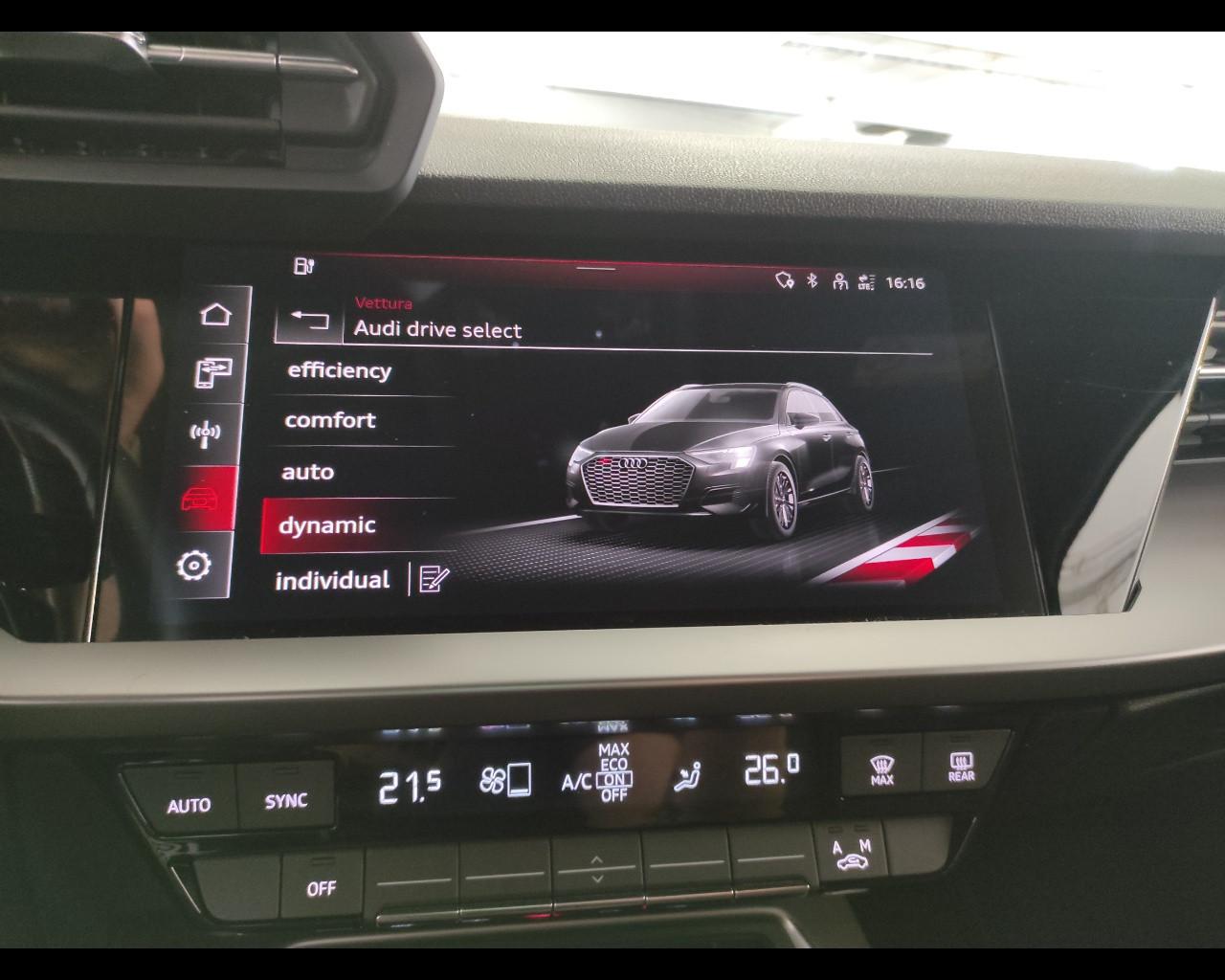 AUDI A3 4ª serie - A3 SPB 40 TFSI e S tronic Business