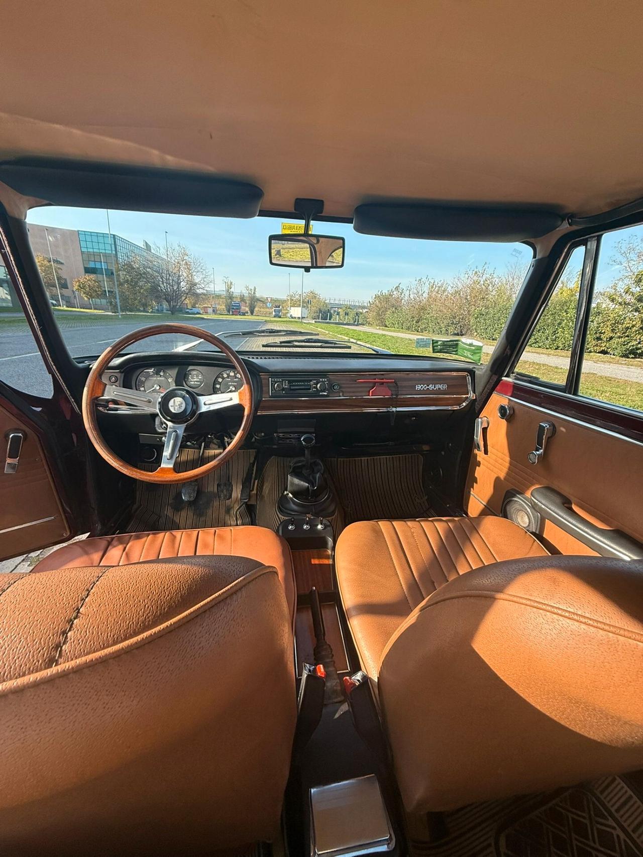 Alfa Romeo Giulia 1300 Super