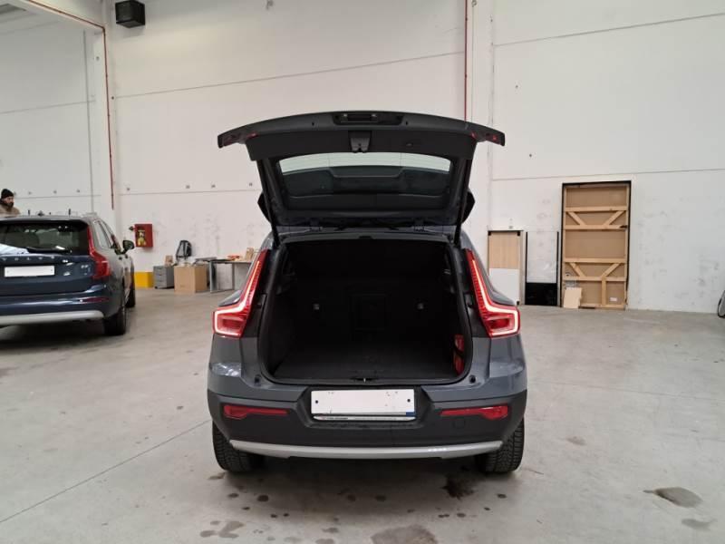 Volvo XC40 2.0 D4 Business Plus AWD Geartronic