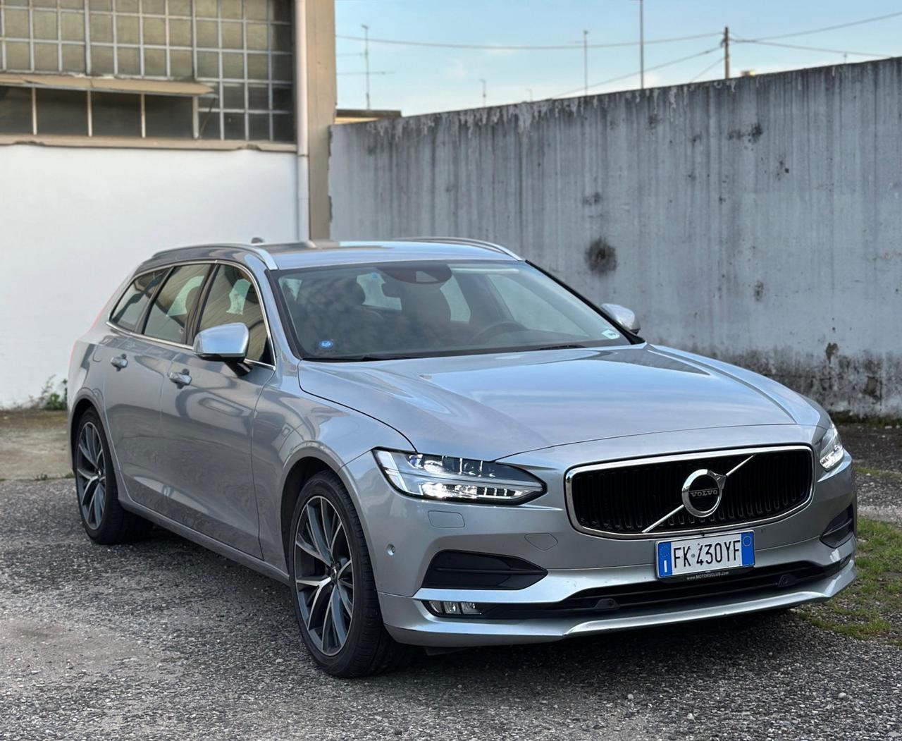 Volvo V90 D4 AWD Geartronic R-design