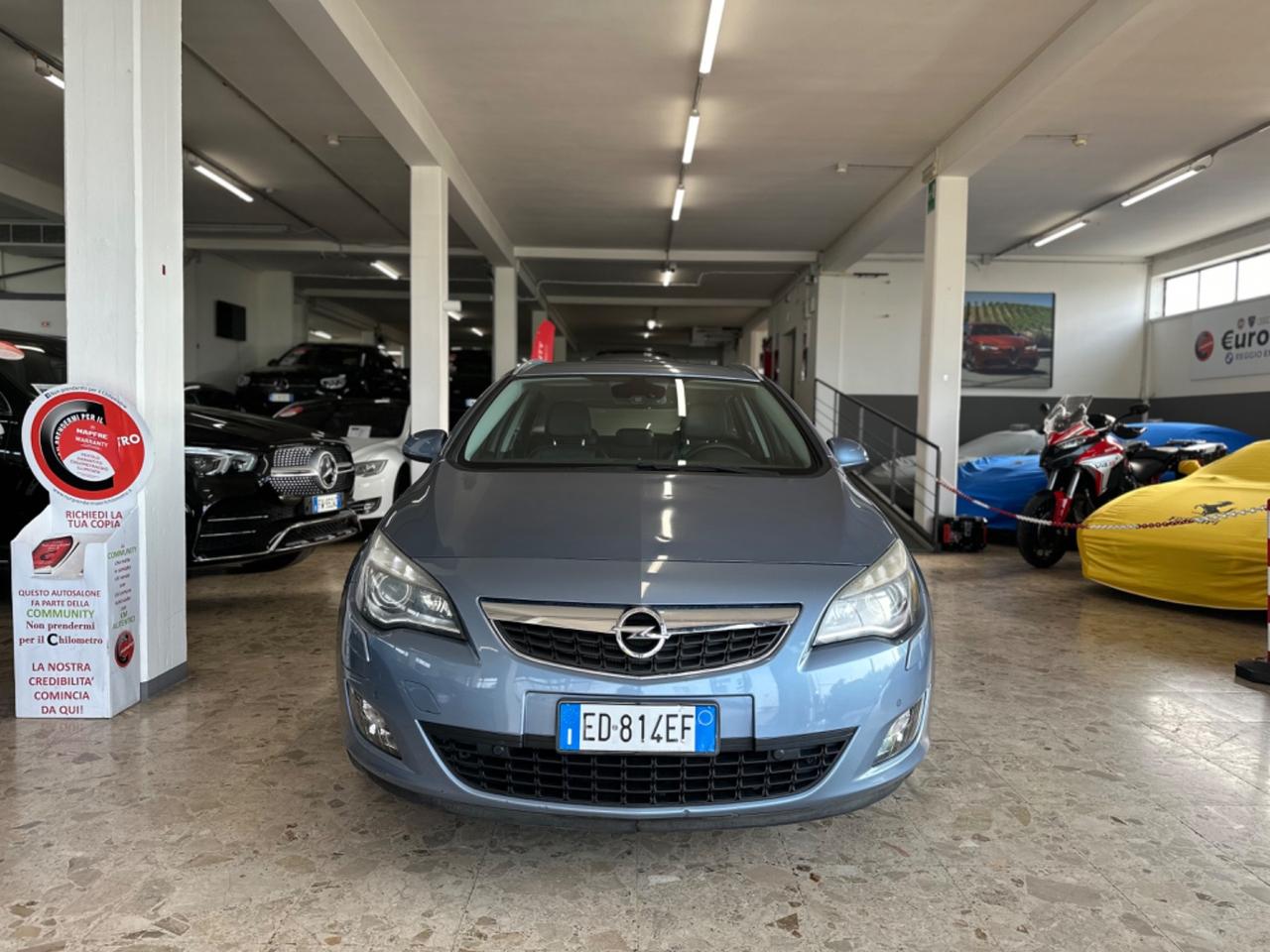 Opel Astra 1.4 Turbo 140CV SW Cosmo 11/2010