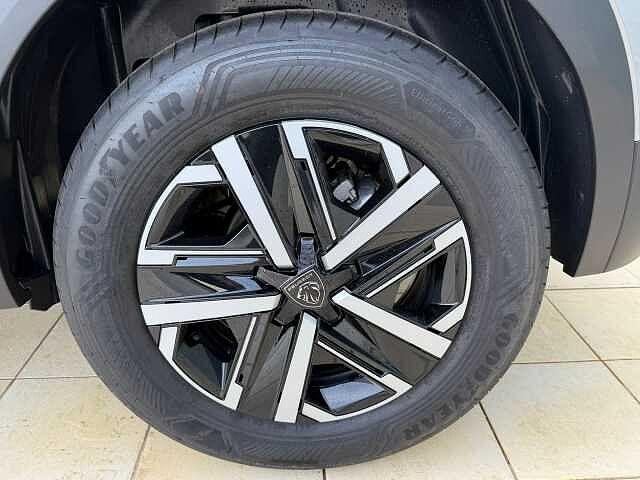 Peugeot 2008 Hybrid 136 e-DCS6 Style