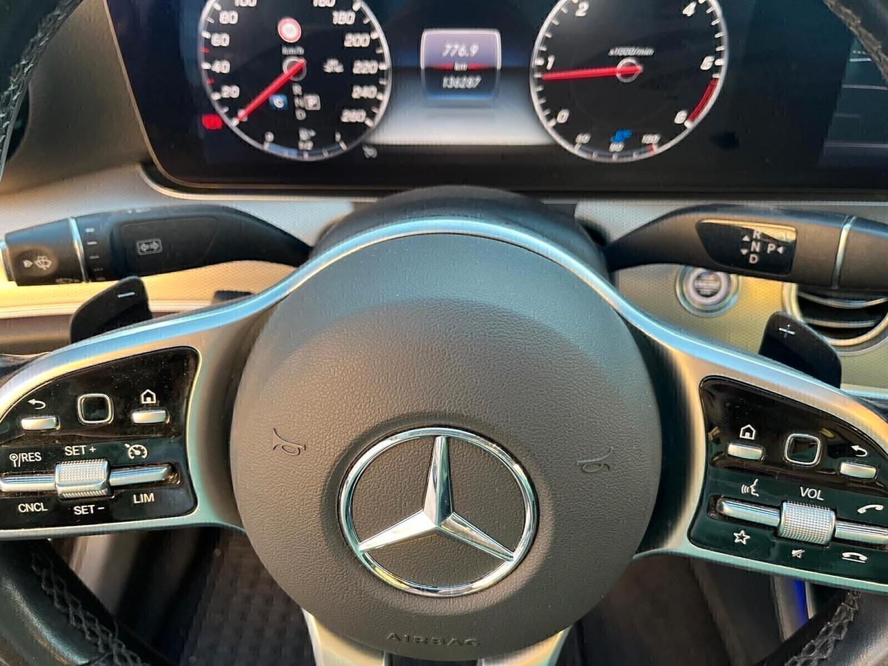 Mercedes-benz E 220 d 4Matic Auto Premium Plus